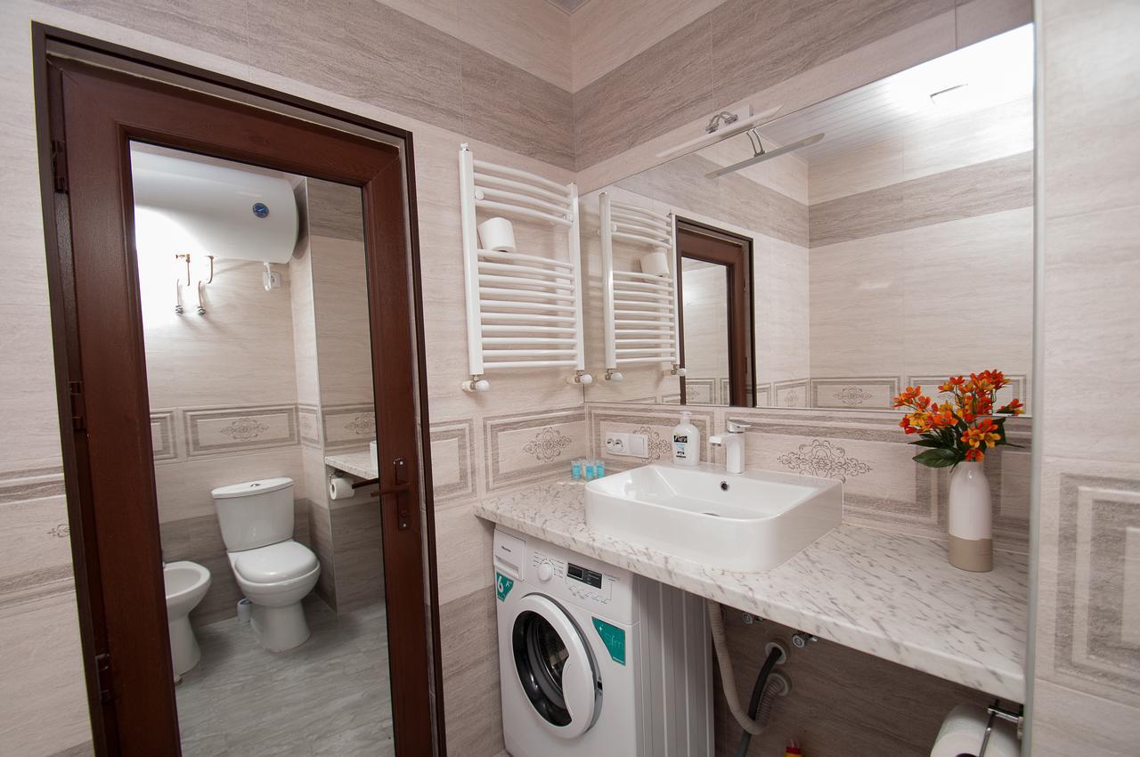 Sea Appart Hotel In The City Center Batumi Ngoại thất bức ảnh